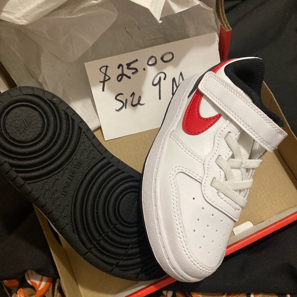 Nike boy shoes